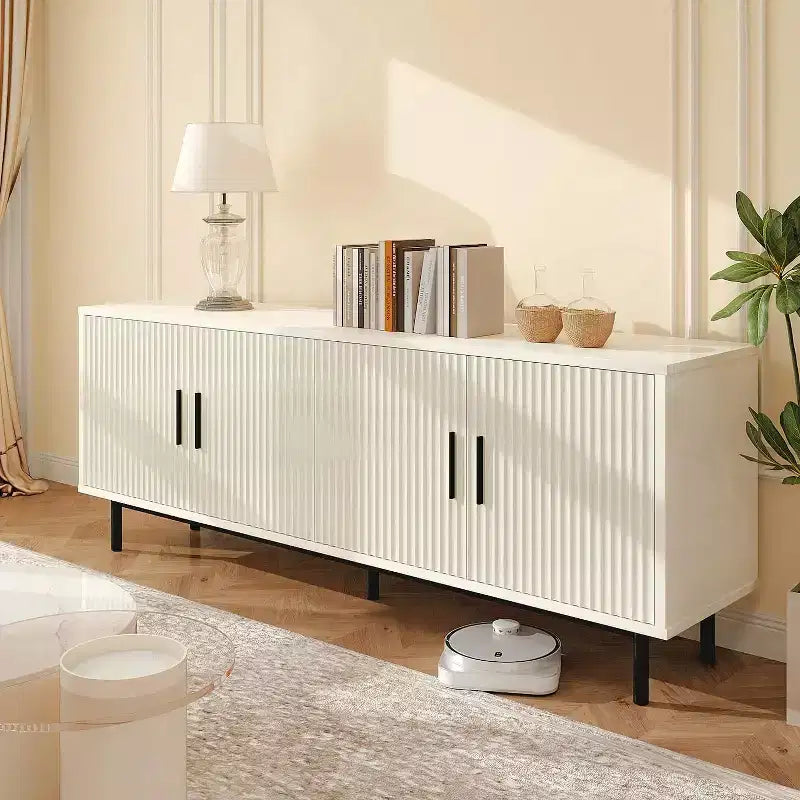 Meuble TV 70" avec portes cannelées, Centre de divertissement avec rangement (PS! Étagère réglable), Console TV moderne pour salon et chambre à coucher